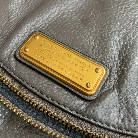 Marc by Marc Jacobs Gray Q Natasha Crossbody Bag - Picture 2 of 5